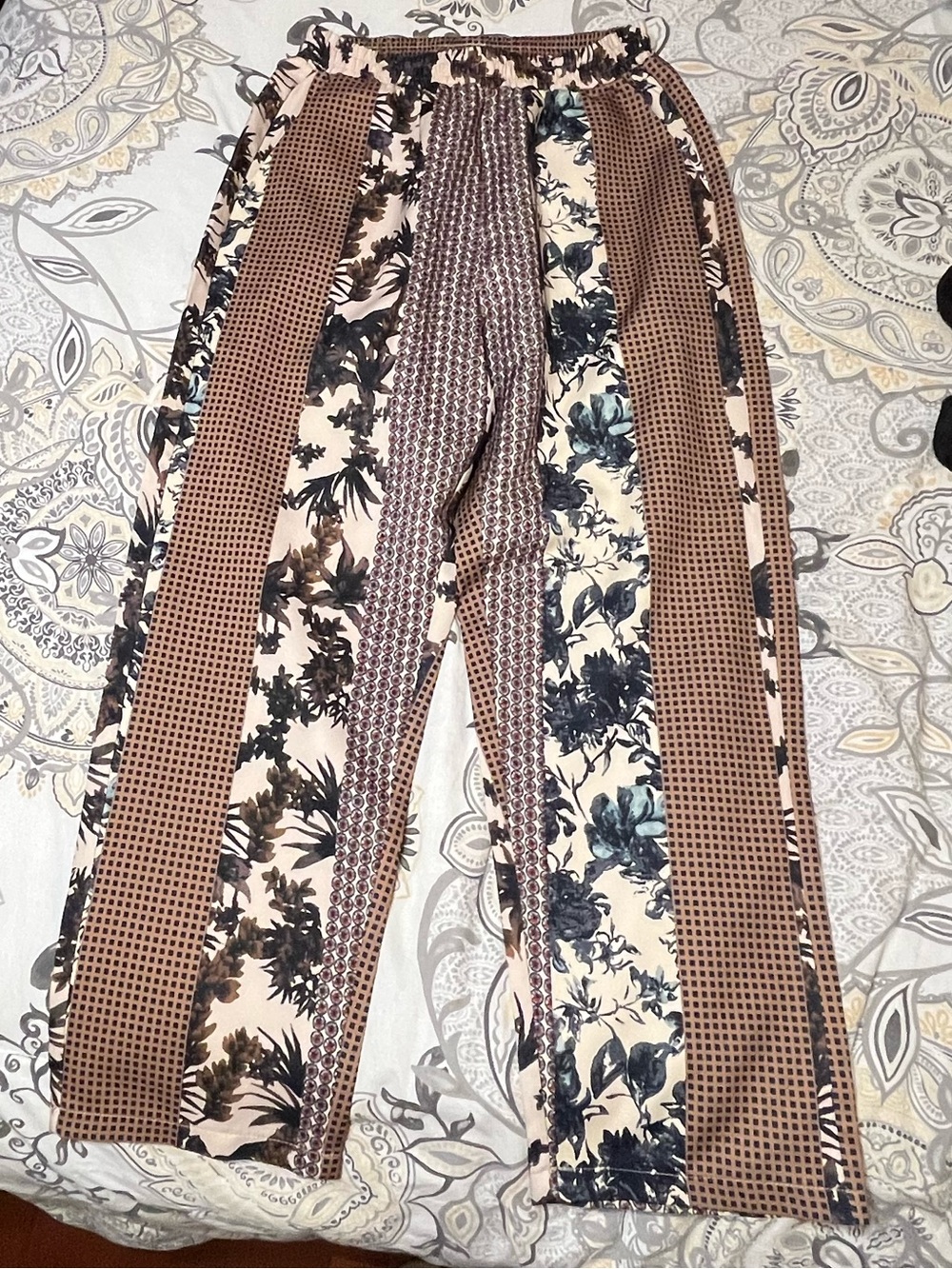 FARROW Stretch-Waist Mixed Print Silky Fabric Pants - Size M